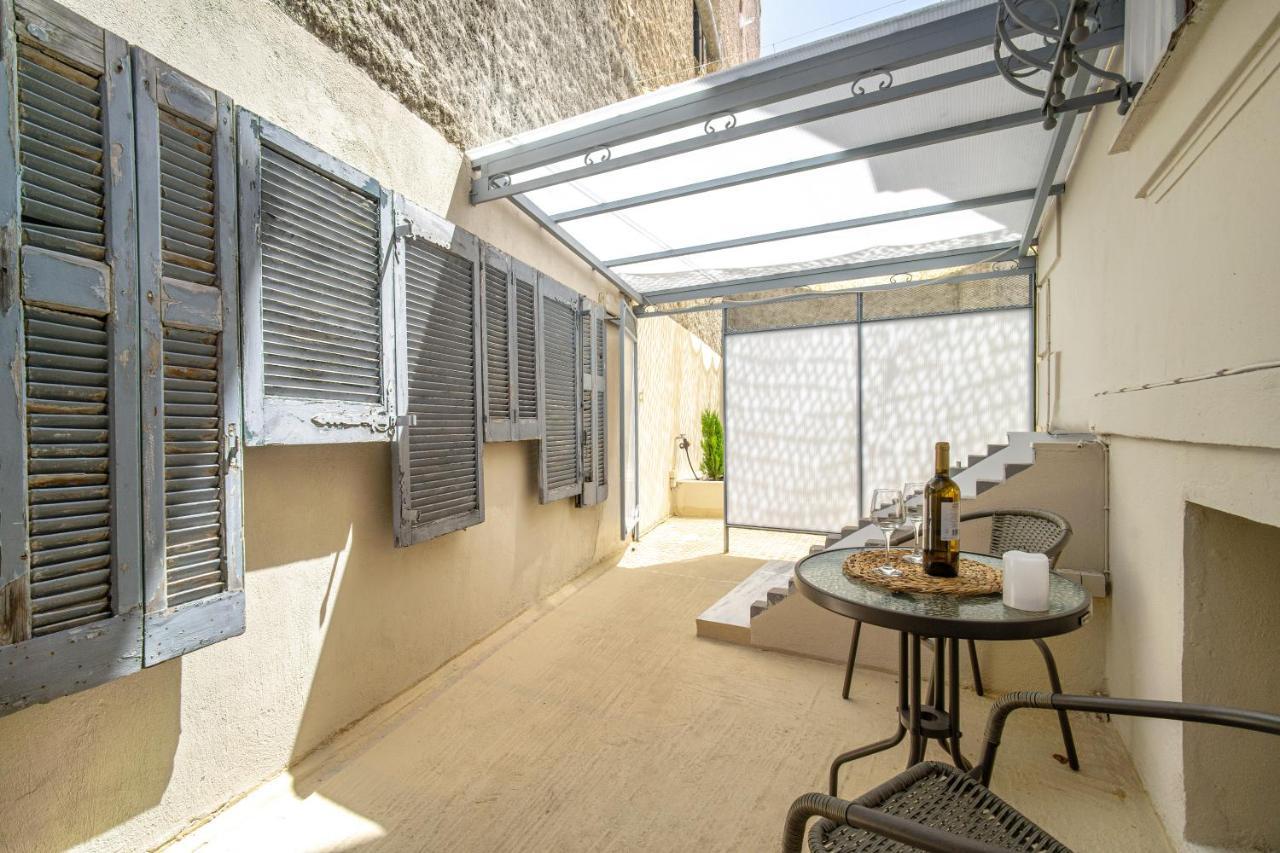 Karma Athens Aparthotel Exterior foto